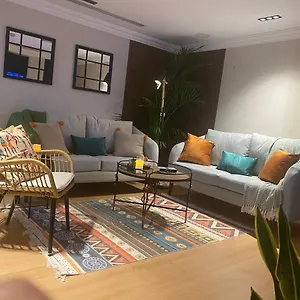 شقه راقيه بتصميم فندقي الرياض